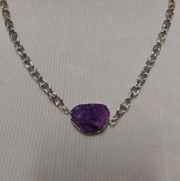 Necklace - Picture 2 of 3
